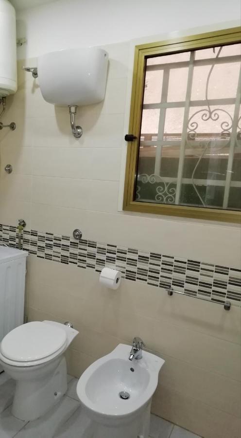 Nove Di Denari Con Terrazzino Relax * Napoli